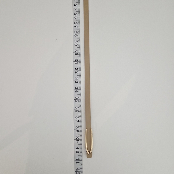 Tan Belt With Gold Buckle - Picture 7 of 8